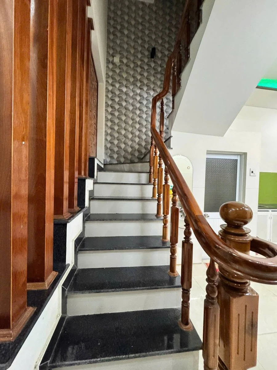 Bán nhà mặt tiền Nguyễn Hoà Quy Nhơn 40m2 3 tầng 3PN - Ảnh thu nhỏ 4