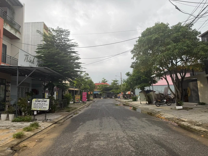 Bán nhà 100m² đường 7m5 Đà Nẵng 2,4 tỷ