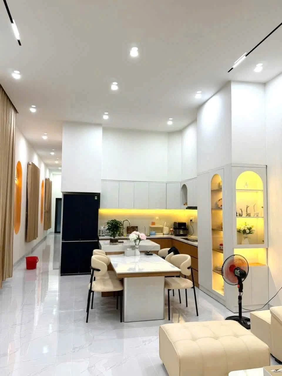Nhà cấp 4 2 phòng ngủ full nội thất Minh Hưng 100m² - Ảnh 1