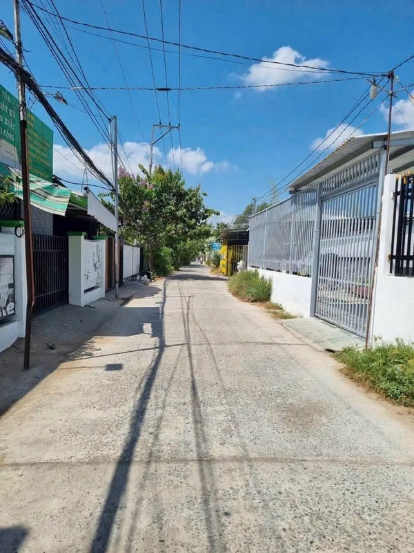 Bán đất mặt tiền 200m² đường Nguyễn Văn Khước, Phú Tân, Bến Tre