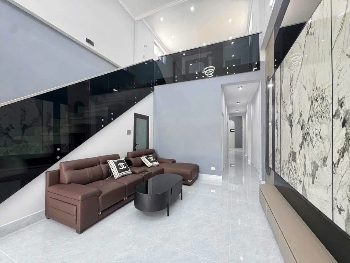 Bán nhà mặt tiền 108m² Ngọc Hân Công Chúa, Rạch Giá - Ảnh thu nhỏ 3