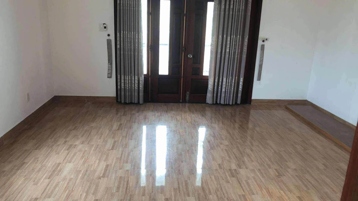 Nhà 3 tầng 5PN mặt tiền Chế Lan Viên, 96m², Đà Nẵng - Ảnh thu nhỏ 4