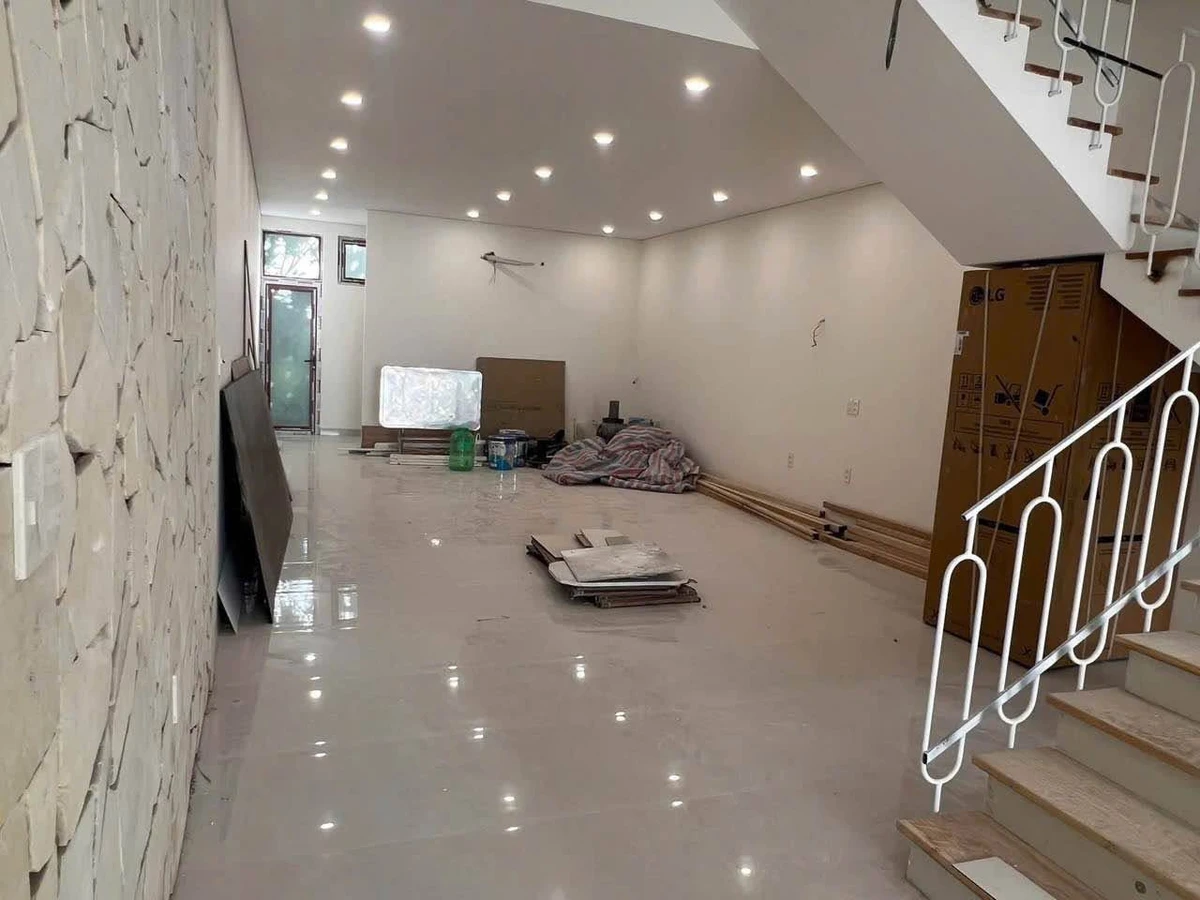 Cho thuê mặt bằng tầng 1 100m² Lê Doãn Nhạ, Đà Nẵng - Ảnh thu nhỏ 2
