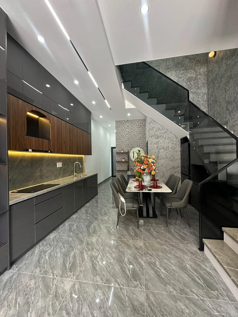 Bán nhà 2 tầng 100m2, 3 PN/WC, nội thất đầy đủ, Huế - Ảnh thu nhỏ 3
