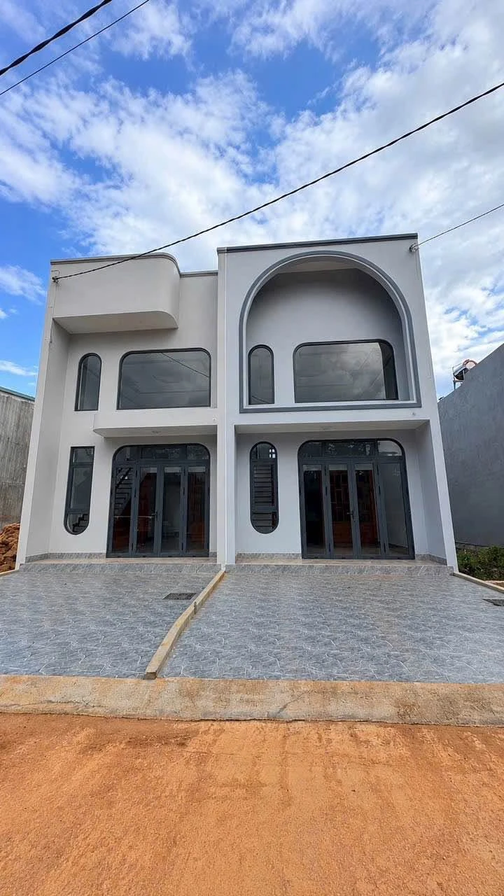 Nhà bán Cư Xá Liên Hiệp 94m² 3 phòng ngủ 2,4 tỷ - Ảnh 1