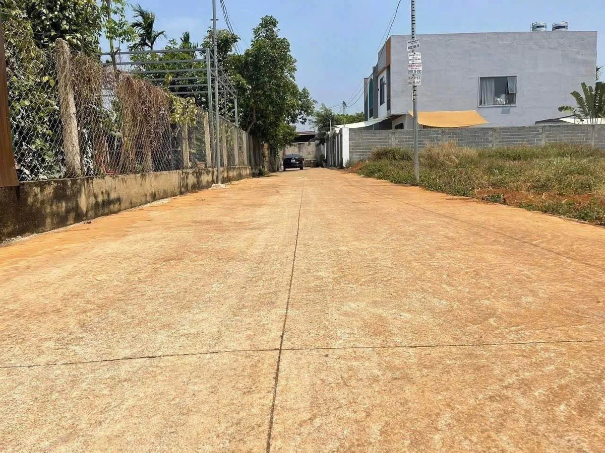 Bán lô đất thổ cư hẻm KA1 Eatu, phường Tân An, Buôn Ma Thuột, giá 1,69 tỷ - Ảnh 1