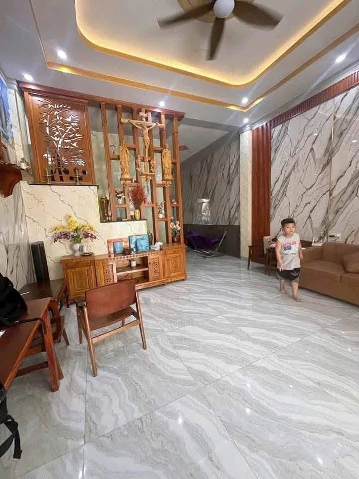 Bán nhà trệt lầu 5.2x40m, 3 phòng ngủ, sân vườn rộng, KP2A Long Bình, Đồng Nai - Ảnh thu nhỏ 5