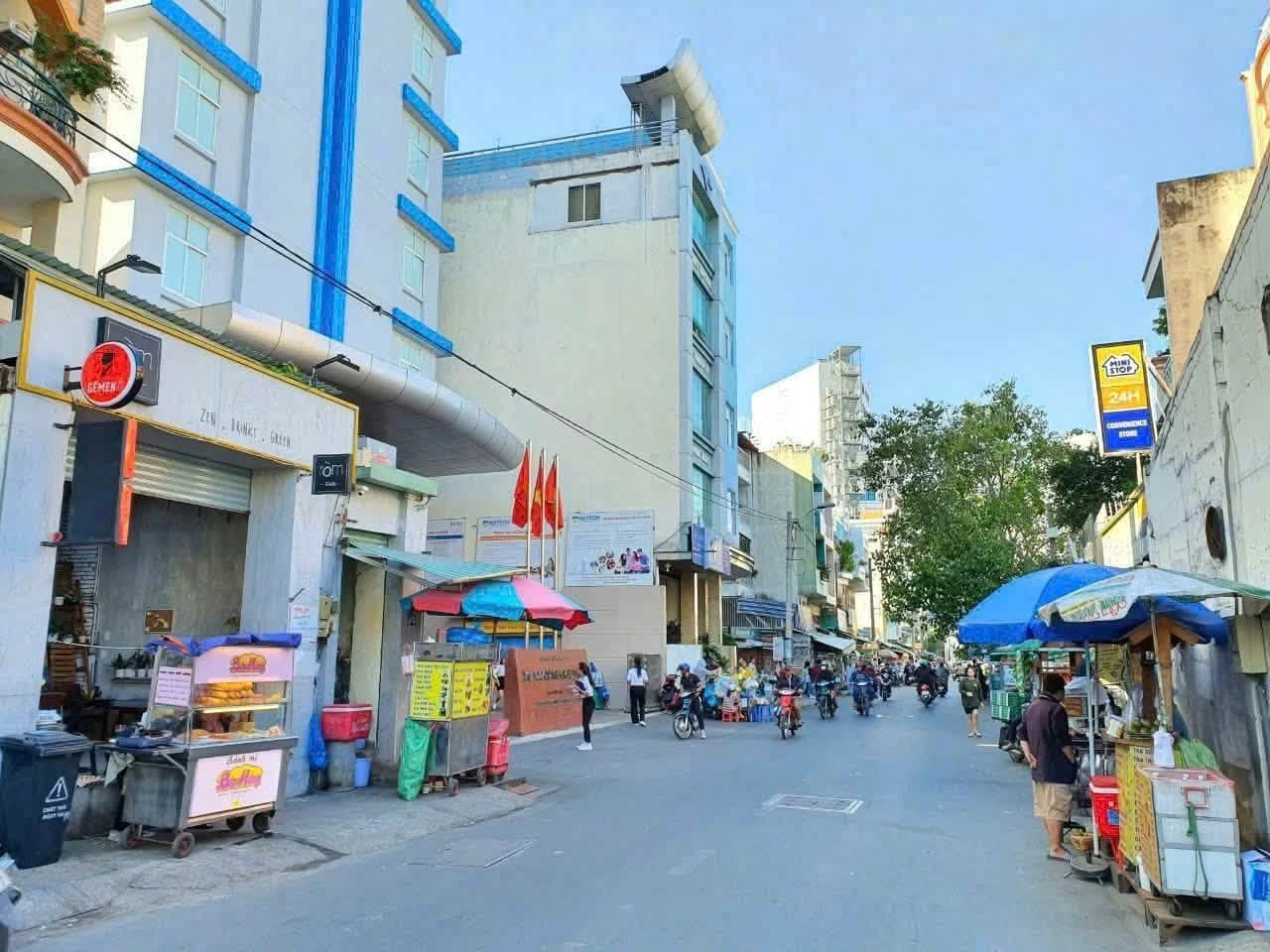 Bán nhà 3 tầng mặt tiền hẻm kinh doanh 4x20m đường Ung Văn Khiêm, Bình Thạnh giá 18,5 tỷ - Ảnh 1