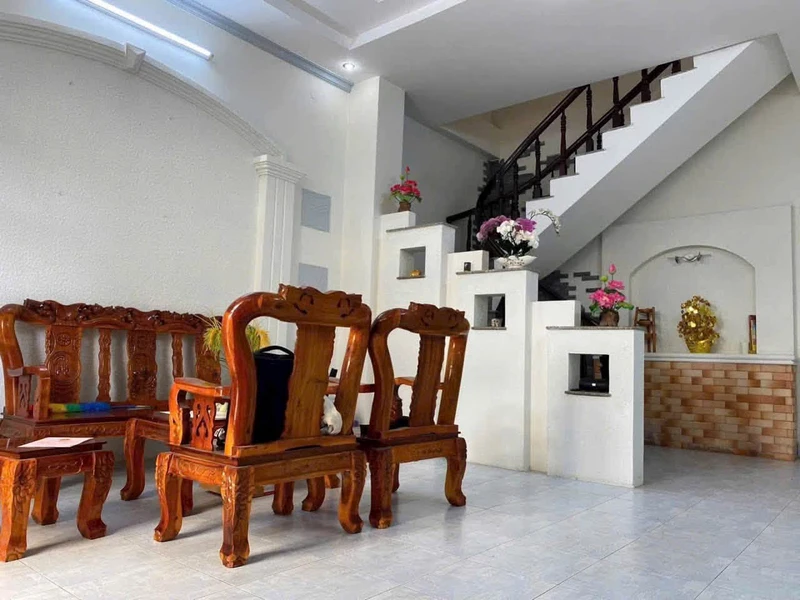 Bán nhà hẻm Võ Ngọc Chấn 123m², 4PN, 3WC, Bà Rịa