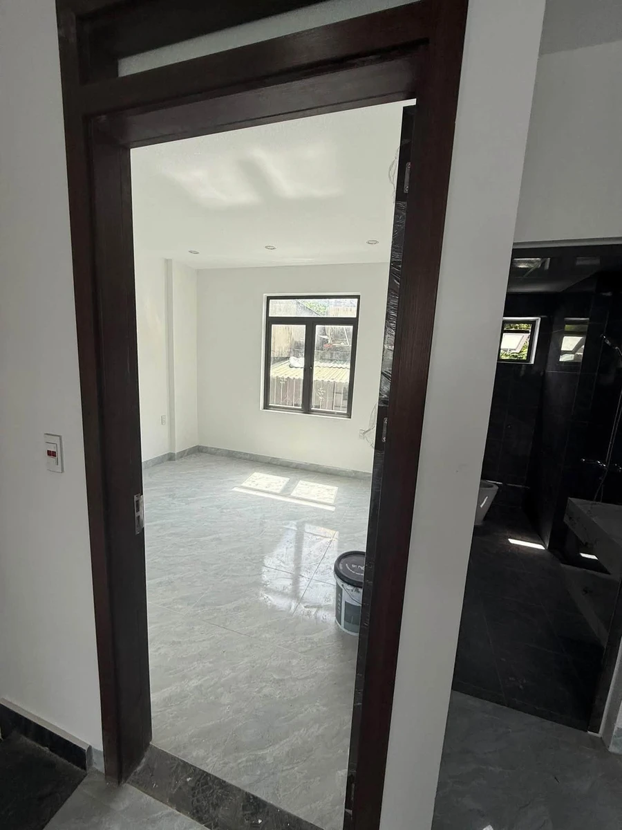 Bán nhà 4 tầng 54m2 hơn 3 tỷ Cao Thắng Quận 1 - Ảnh thu nhỏ 5
