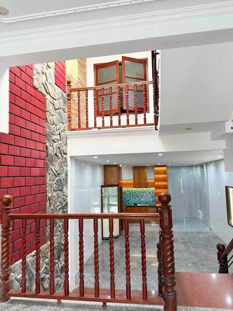 Bán nhà 3 tầng mặt tiền Tô Hiến Thành Quy Nhơn 71m² - Ảnh thu nhỏ 3