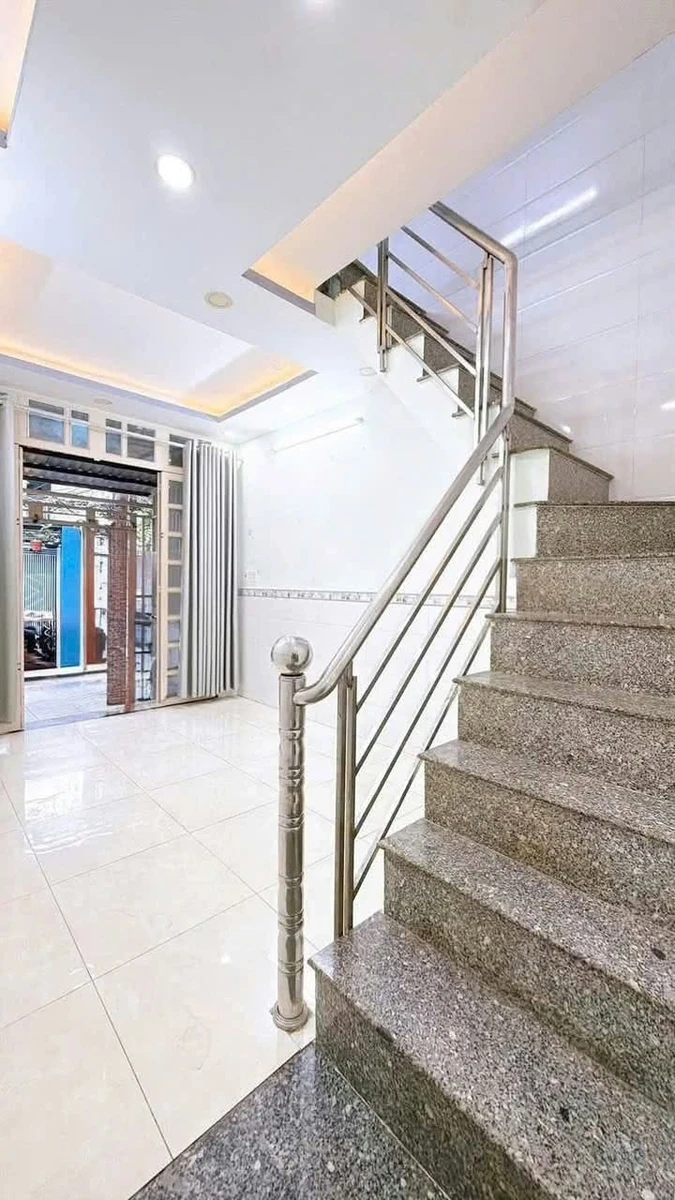 Bán nhà 2 tấm 39m² Đoàn Văn Bơ, Quận 4 - Ảnh thu nhỏ 3