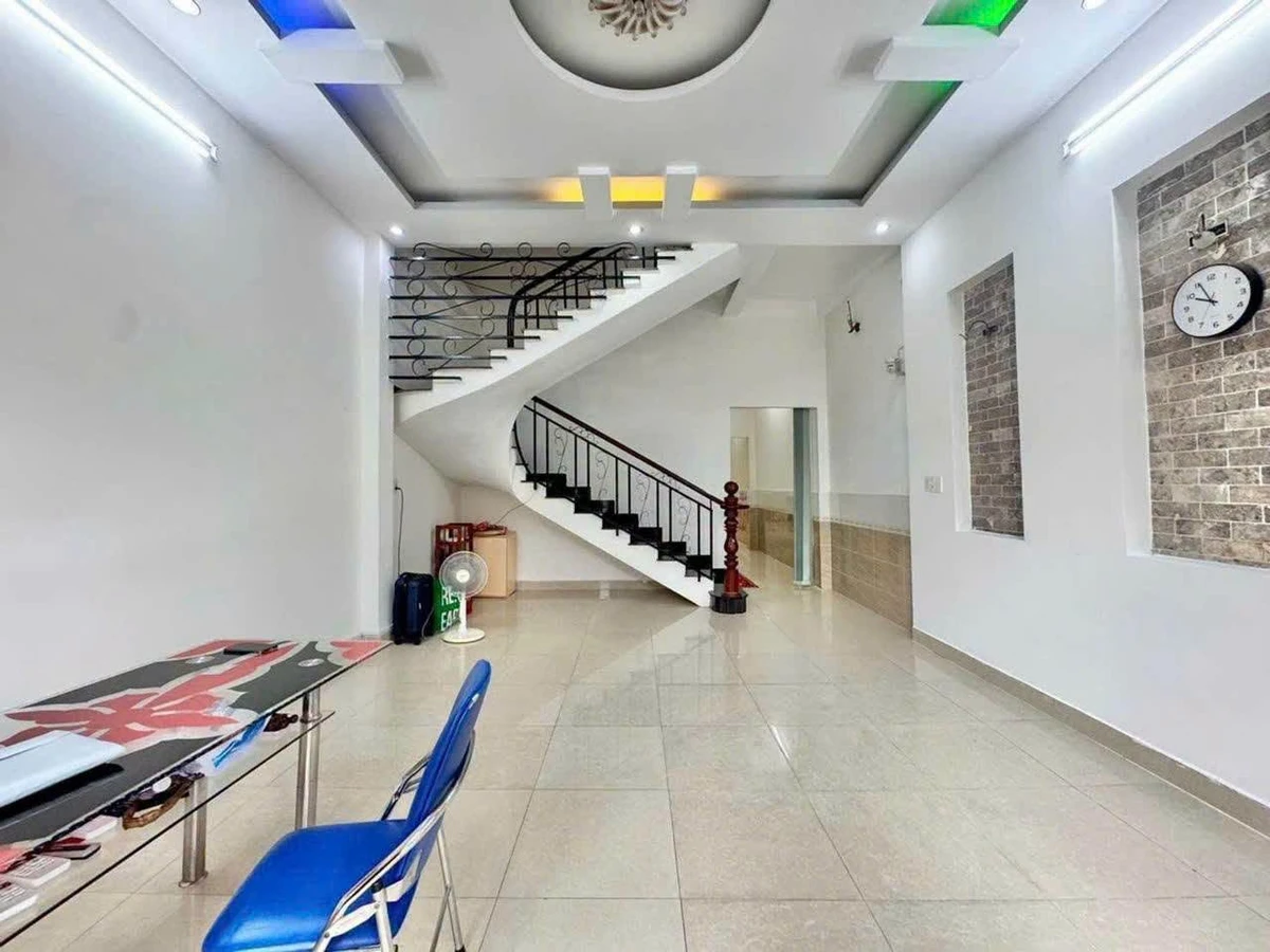 Bán nhà mặt tiền kinh doanh 130m2, 3 tầng, đường Vườn Lài Nối Dài, giá 8,9 tỷ - Ảnh thu nhỏ 2