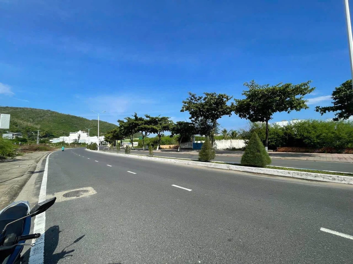 Bán đất mặt tiền Phạm Văn Đồng Nha Trang 413m2 - Ảnh thu nhỏ 4