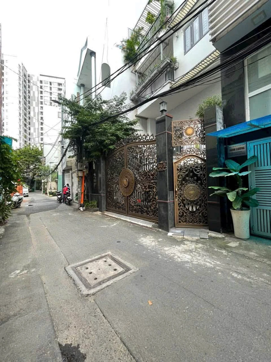 Bán nhà 4 tầng 158m² hẻm ô tô Trường Sơn, Phường 2, Tân Bình, giá 22,5 tỷ - Ảnh 1