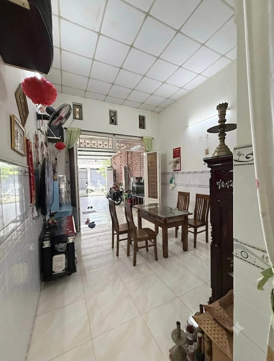 Bán nhà mặt tiền Võ Văn Hát 93m² 5,5 tỷ Quận 9 - Ảnh 1