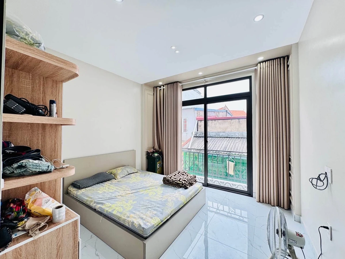 Bán nhà 4 tầng ngõ Hồ Sen 160m2, 4 phòng ngủ - Ảnh thu nhỏ 4