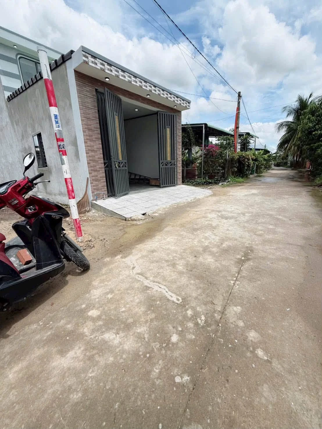 Bán nhà gác lửng mới 3 phòng ngủ 3 WC, Cầy Xiêng, Châu Thành, Tây Ninh giá 1,429 tỷ - Ảnh 1