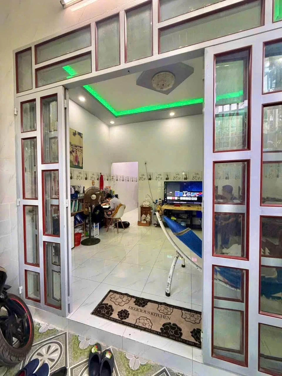 Bán nhà Phú Hưng 50m² 2 phòng ngủ, giá 1 tỷ 190 triệu - Ảnh 1