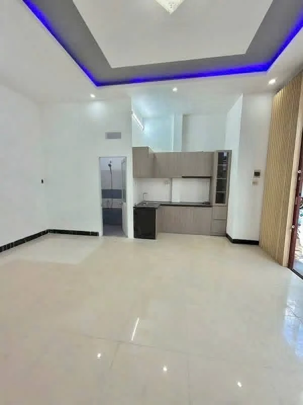 Bán nhà 2 tầng hẻm cạn đường Lý Thái Tổ, 40m2, 2PN 2WC, giá 2,548 tỷ - Ảnh thu nhỏ 2