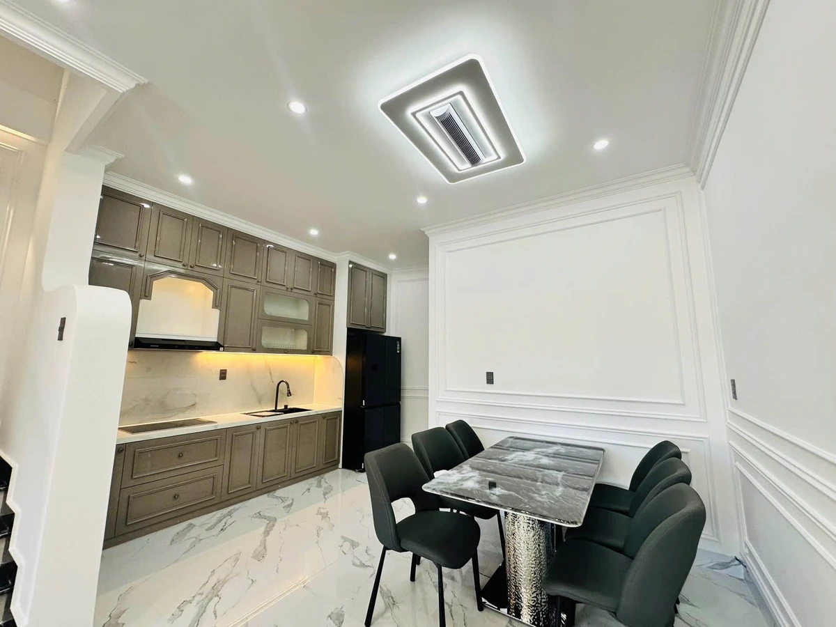 Bán nhà 3 tầng mặt tiền Châu Văn Hùng, 78m², 4 WC, full nội thất, giá 3,6 tỷ - Ảnh thu nhỏ 3