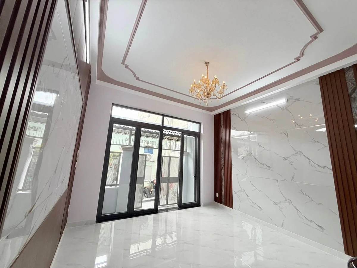 Bán nhà 5 tầng hẻm xe hơi Thủ Đức 180m2 6 phòng ngủ - Ảnh thu nhỏ 2
