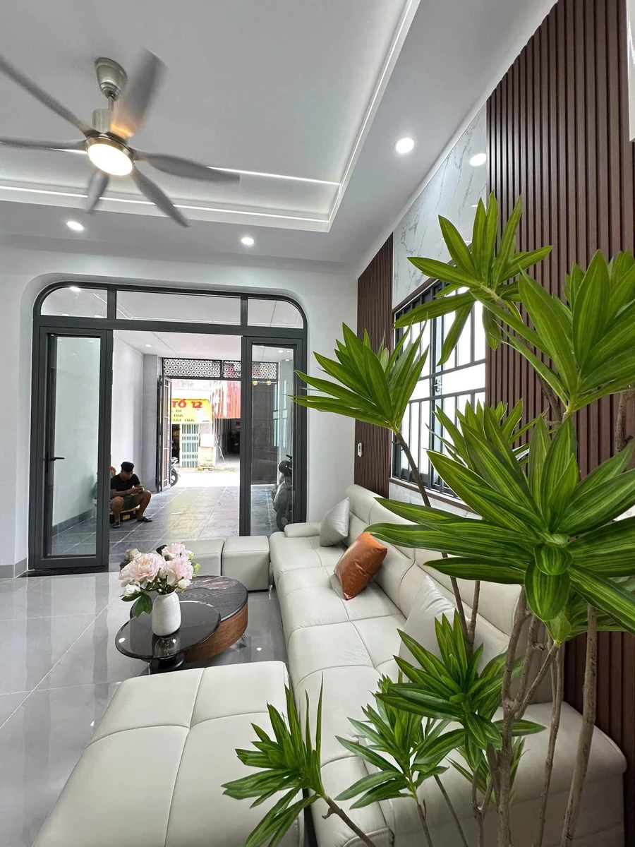 Bán nhà lầu góc 2 mặt tiền 120m² 3PN Bình Chánh - Ảnh thu nhỏ 2