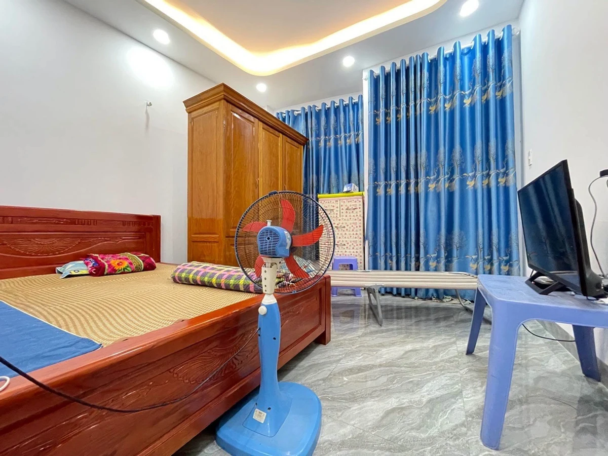Bán nhà 4 tầng hẻm xe tải Huỳnh Thị Hai, Quận 12, 45m2, giá 4,5 tỷ - Ảnh thu nhỏ 4