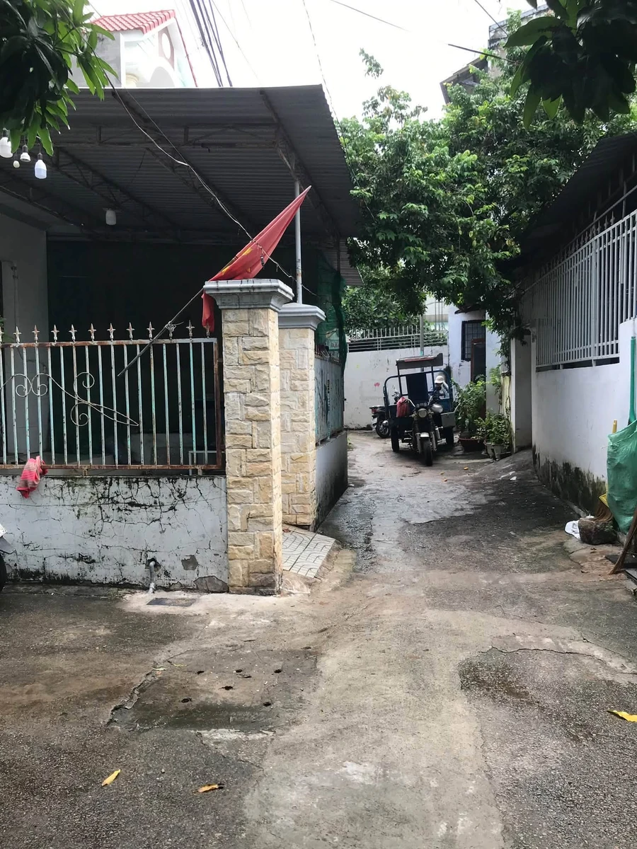 Bán nhà lầu 76m2 cạnh chợ Phú Thuỷ Phan Thiết 2 tỷ 1 - Ảnh thu nhỏ 5
