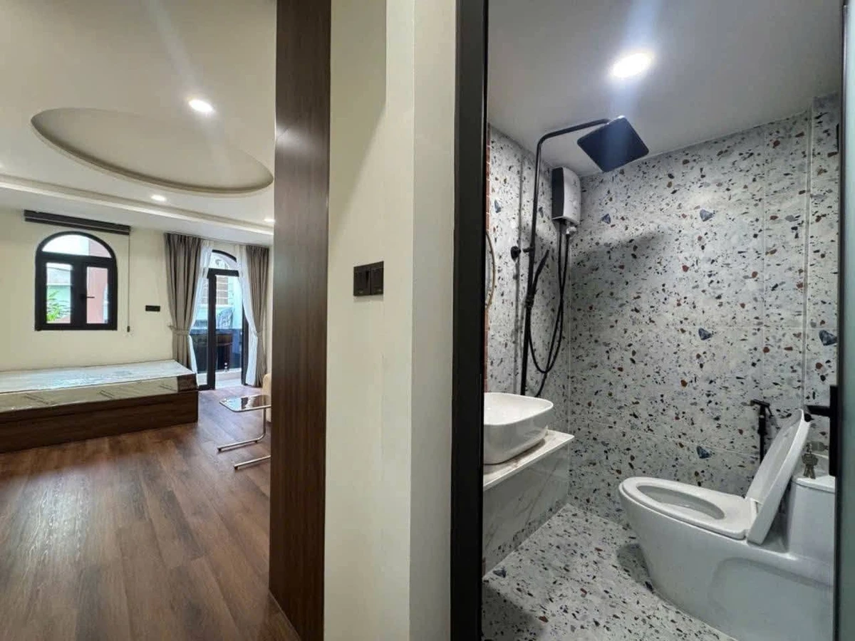 Bán nhà 3 tầng full nội thất 100m2 Võ Văn Kiệt Quận 1 - Ảnh thu nhỏ 5