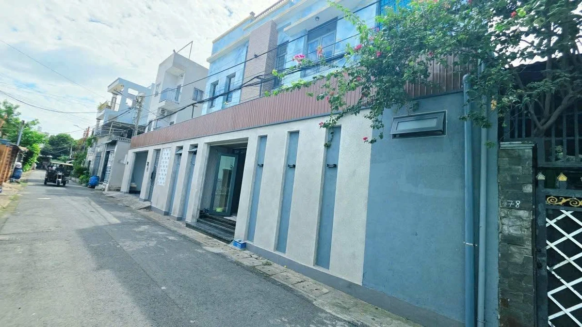 Bán nhà 140m² full nội thất đường Nguyễn An Ninh, Phường Dĩ An, giá 5,9 tỷ - Ảnh 1