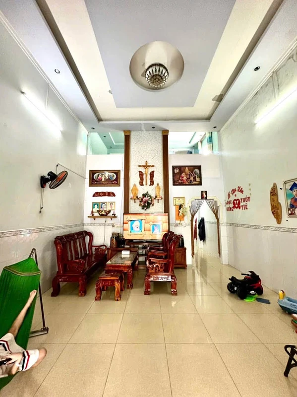 Bán nhà gác lửng 5x20m, 3 phòng ngủ, gần Giáo xứ Bắc Hải, Long Bình Mới, Đồng Nai