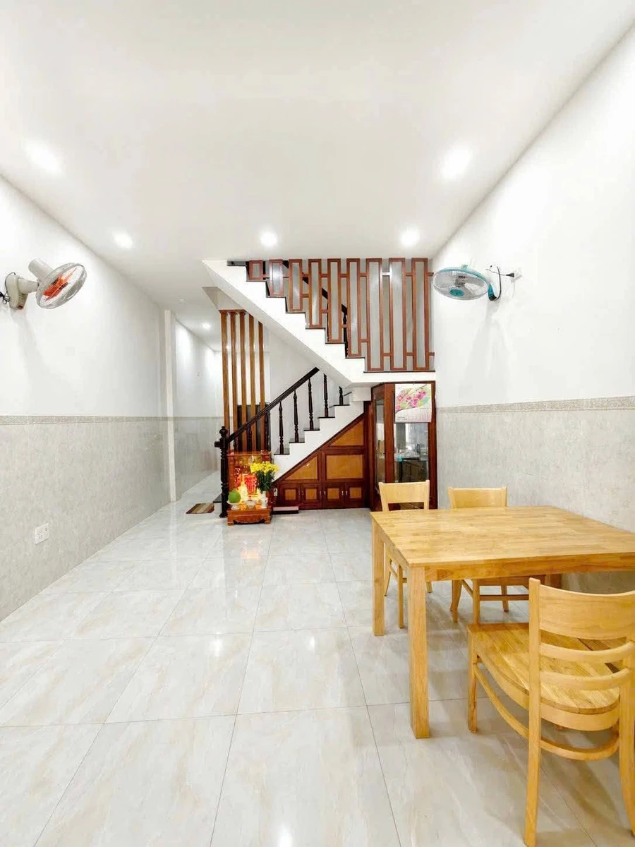 Bán nhà mặt tiền 2 tầng 44m² Nha Trang - Ảnh thu nhỏ 3