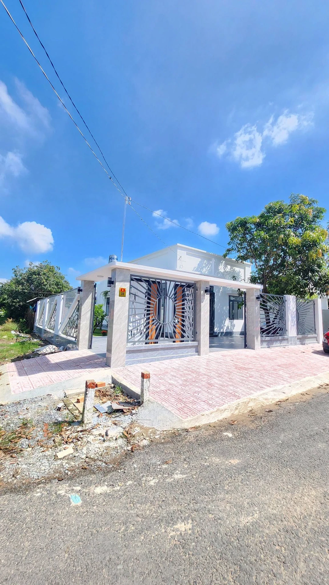 Bán nhà sân vườn 225m² 3 phòng ngủ Tây Ninh - Ảnh 1