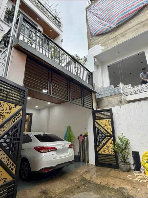 Bán nhà sổ riêng 5 PN, 240m2 đường Mê Linh, Đà Lạt, 7.5 tỷ