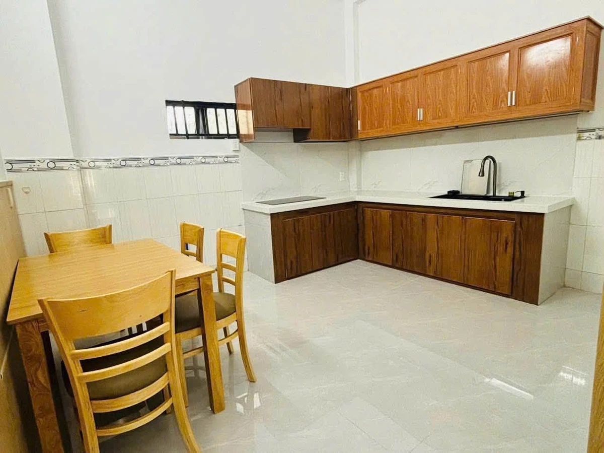 Bán nhà phố hẻm xe hơi 4PN 103m² Phước Long B, Quận 9 - 4,99 tỷ - Ảnh thu nhỏ 5