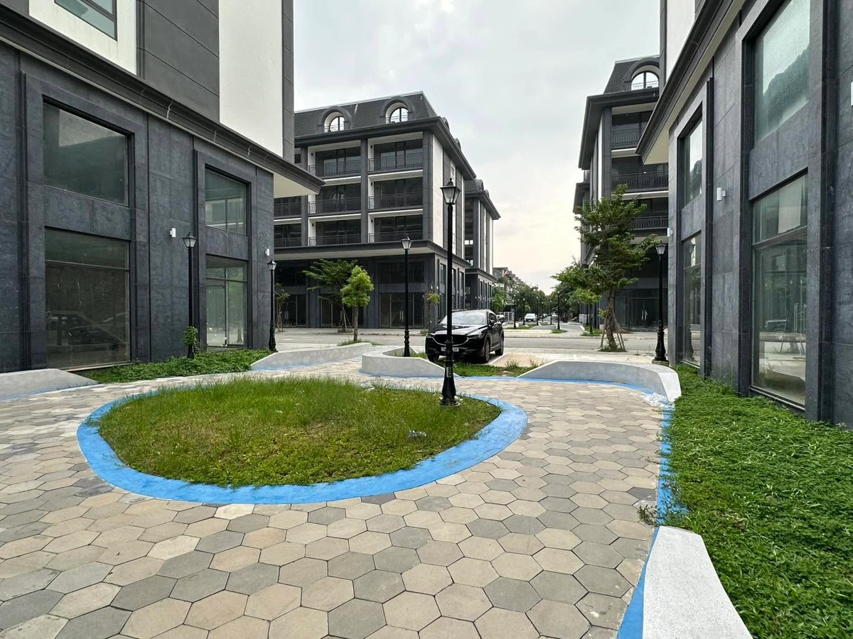 Bán shophouse góc 5 tầng 93m2 Võ Nguyên Giáp Huế 13.6 tỷ - Ảnh thu nhỏ 2