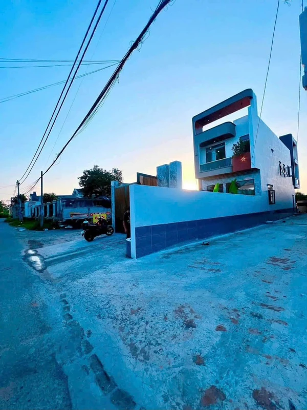 Bán nhà phố sổ riêng 150m² Phường Biên Hoà Bình Dương 4.7 tỷ