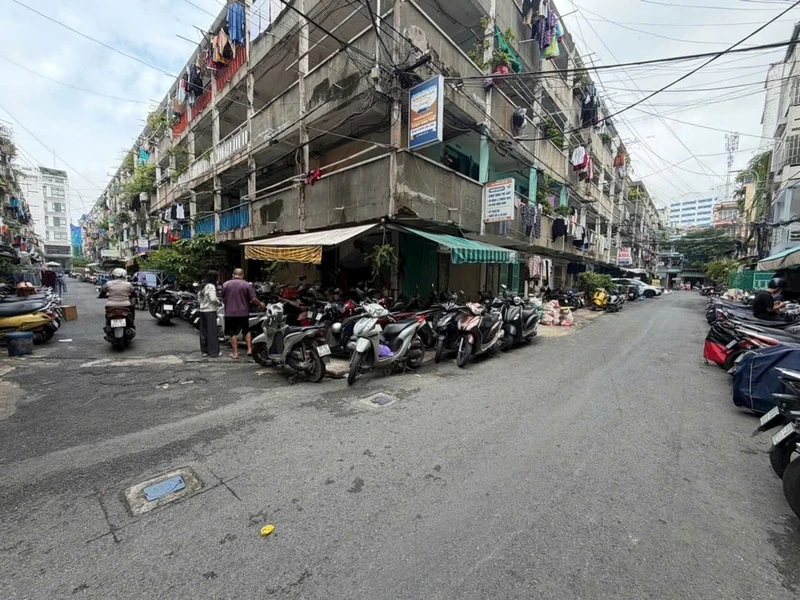 Bán nhà phố Quận 10, 45.5m2, 1 tỷ 750