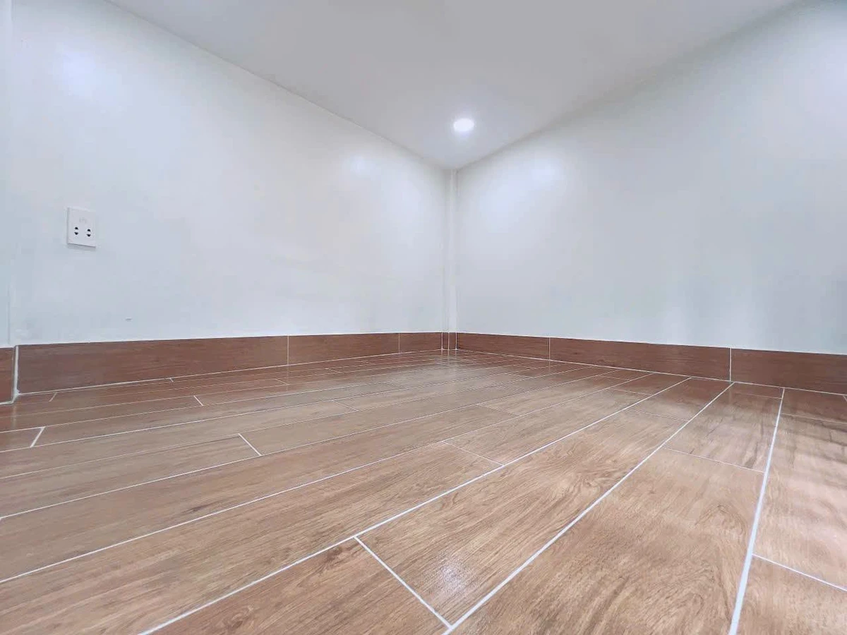 Bán nhà nhỏ 27m² Quận 4, 1 tỷ 980 triệu - Ảnh thu nhỏ 4