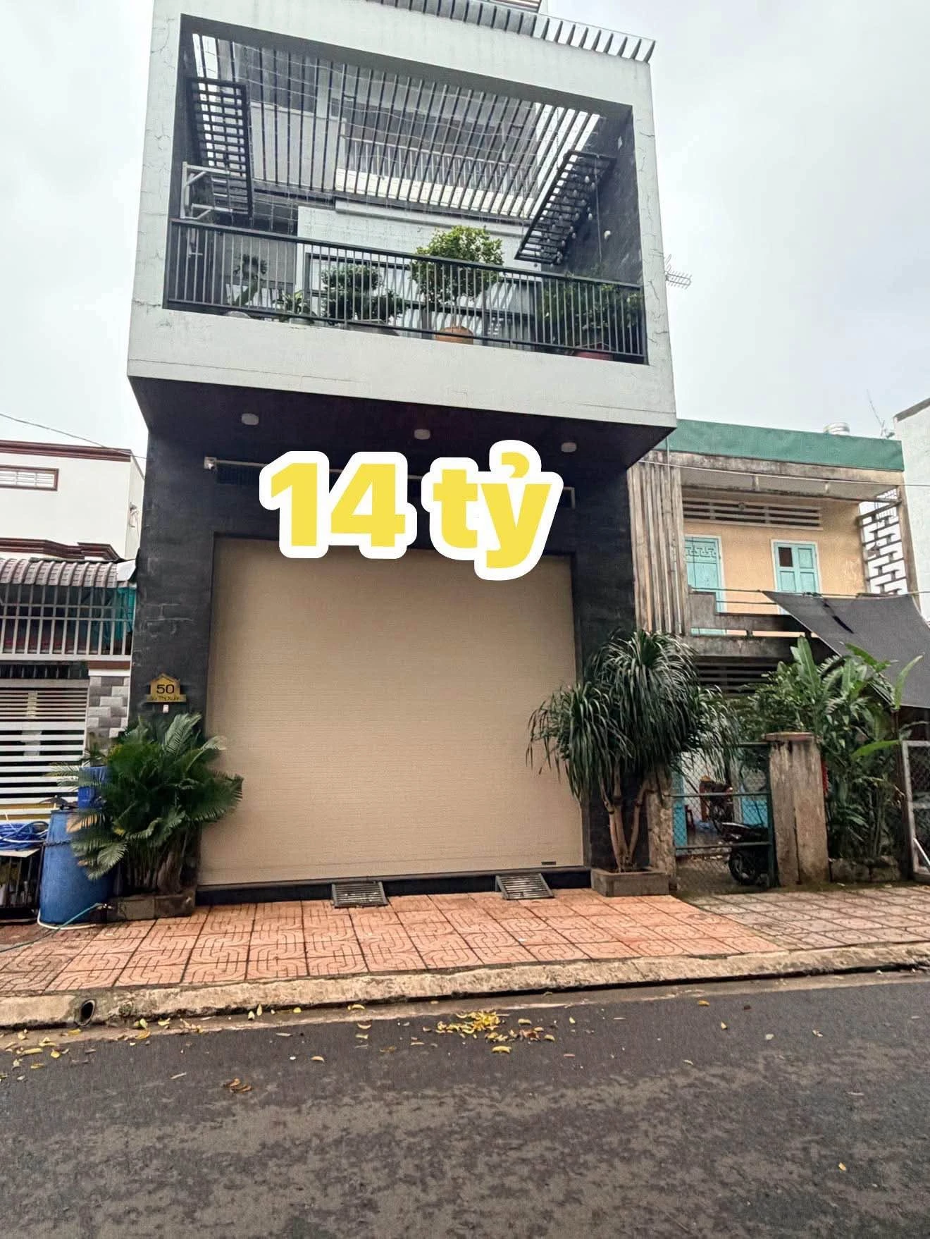 Bán nhà 3 tầng 102m² Bùi Thị Xuân 14 tỷ - Ảnh 1