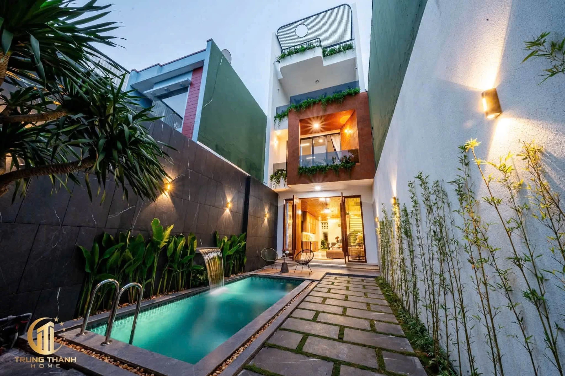 Bán biệt thự mặt tiền Nguyễn Xí có hồ bơi 125m², 12.5 tỷ, Nha Trang - Ảnh 1