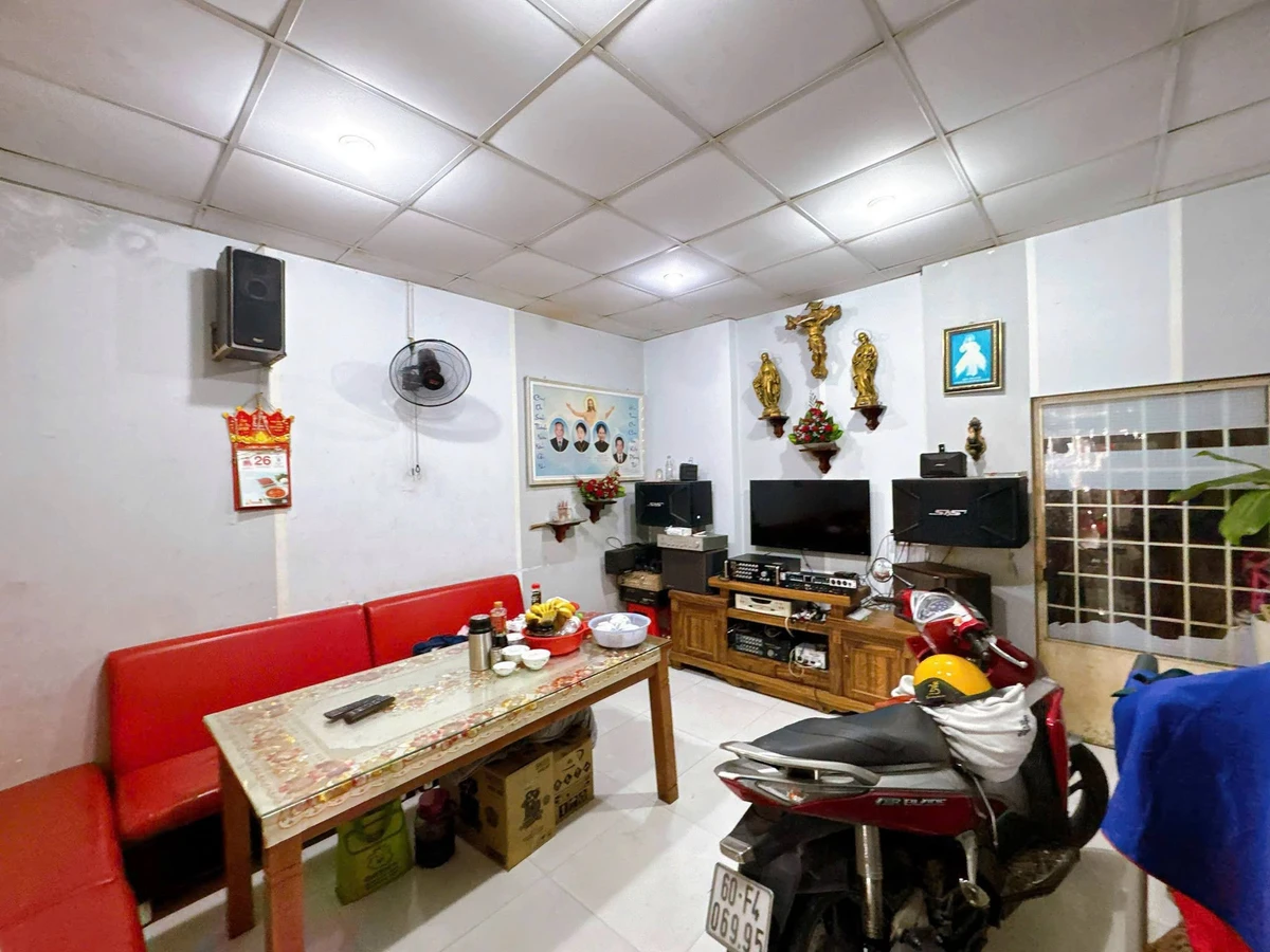 Bán nhà mặt tiền buôn bán 3PN, 108m2 Quận 12 - Ảnh thu nhỏ 3