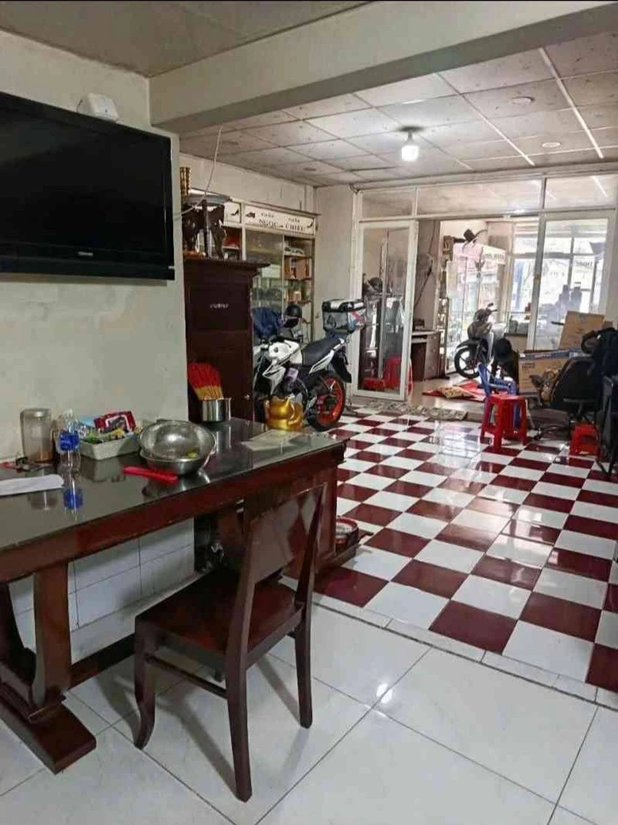 Bán nhà mặt tiền Tỉnh Lộ 10, 75m², 3 phòng, 11 tỷ - Ảnh thu nhỏ 3
