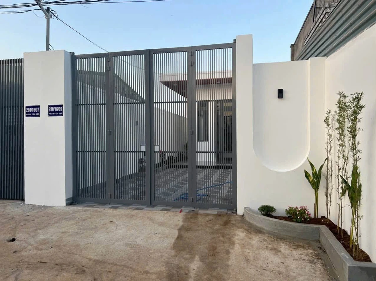 Bán nhà phố mặt tiền 5x26m, 2 PN, Khánh Xuân Q.12 - Ảnh thu nhỏ 2