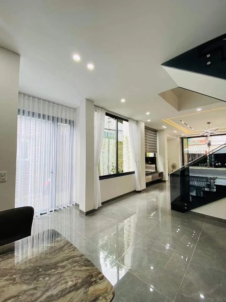 Nhà 4 tầng 76m2 mặt tiền Nguyễn Phước Nguyên, Thanh Khê, 9.5 tỷ - Ảnh thu nhỏ 4