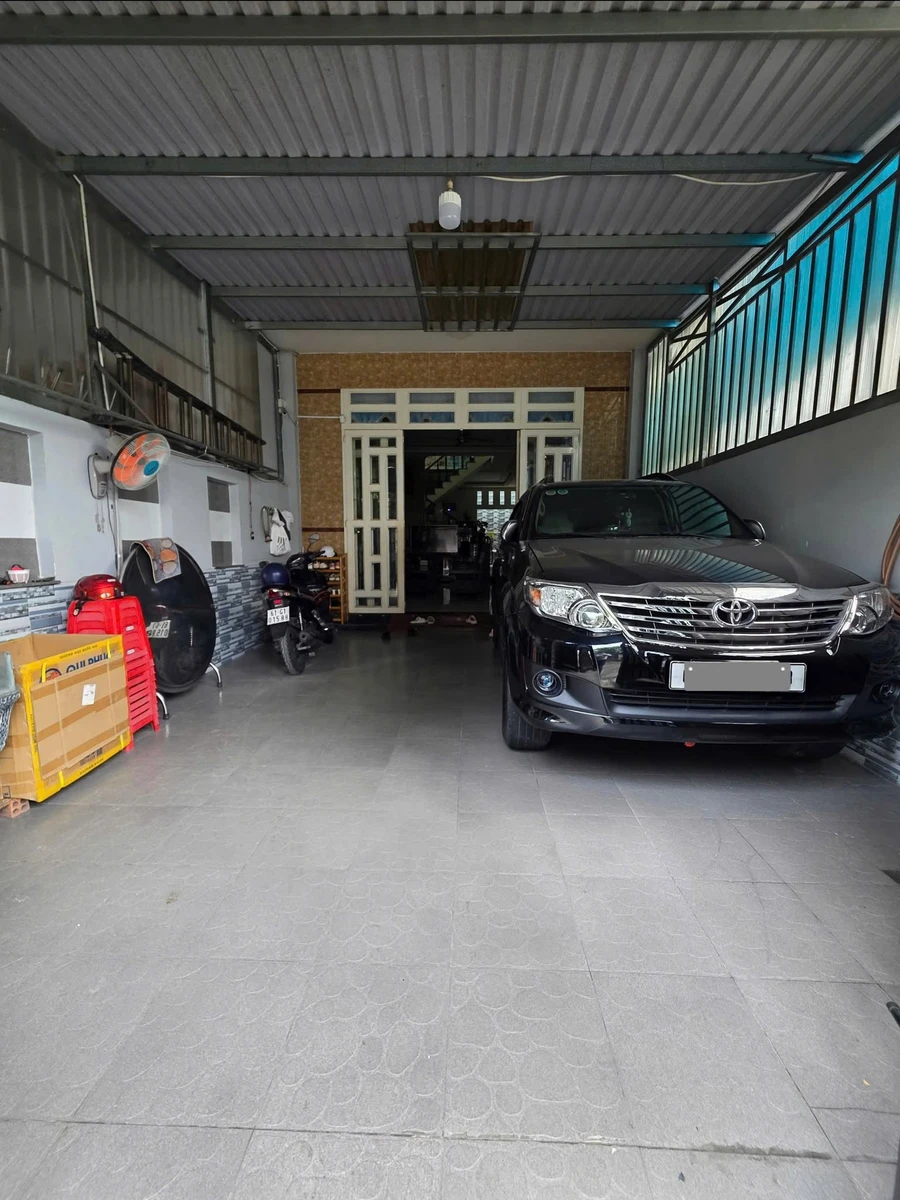 Bán nhà 106,3m2 3 phòng ngủ 5,4 tỷ Tân Đông Hiệp - Ảnh thu nhỏ 3