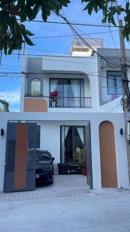Nhà 1 trệt 1 lầu 92m² đường 30/4, Vũng Tàu 6,1 tỷ