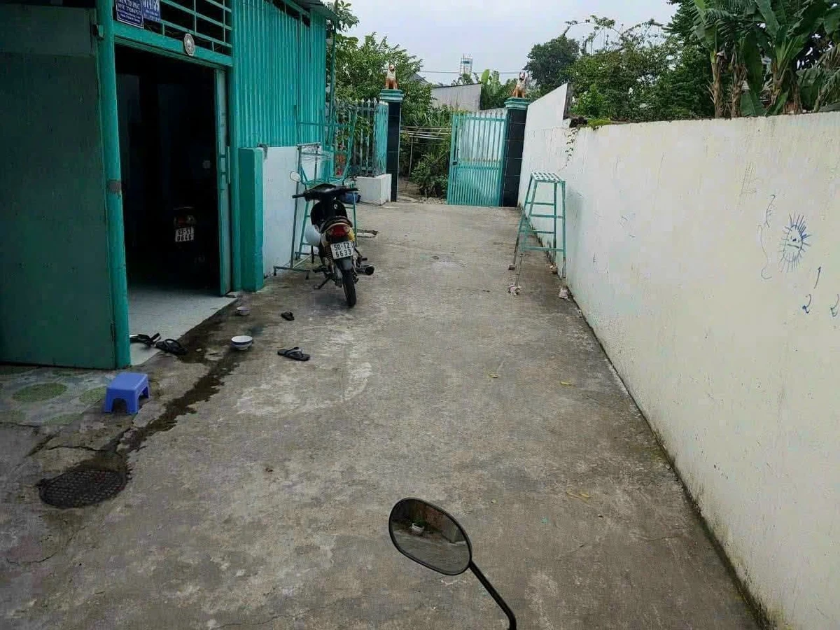 Bán nhà 4 phòng ngủ 120m² Bình Dương giá 3 tỷ - Ảnh thu nhỏ 2