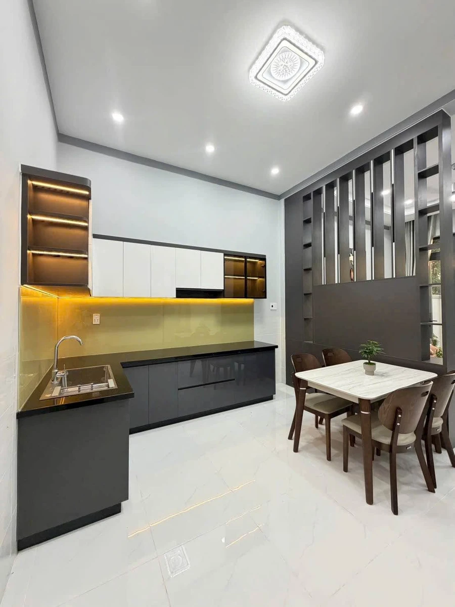 Bán nhà 7m mới 100%, 2PN, 68m² tại Tân Phú, Đồng Xoài - Ảnh thu nhỏ 2